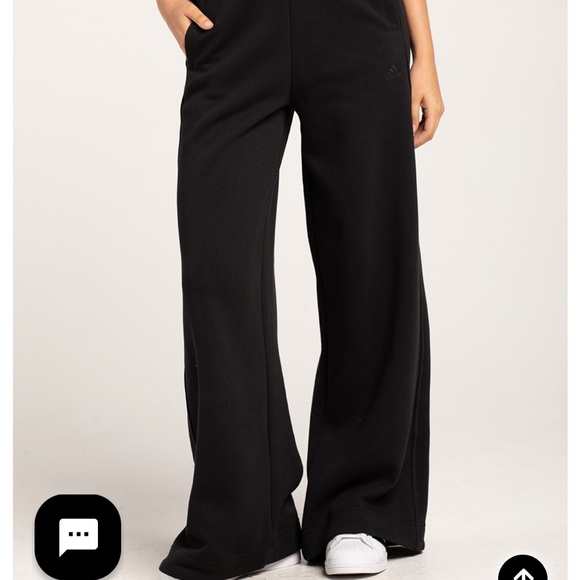 COPY - LADIES ADIDAS WIDE LEG SWEATS - Picture 2 of 8